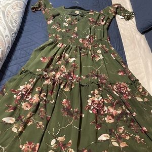 Beautiful sage green floral dress.